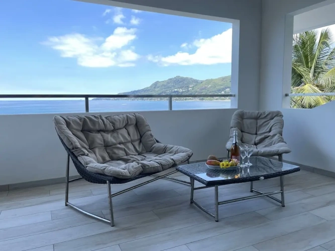 Luxury Apartment with balcony
