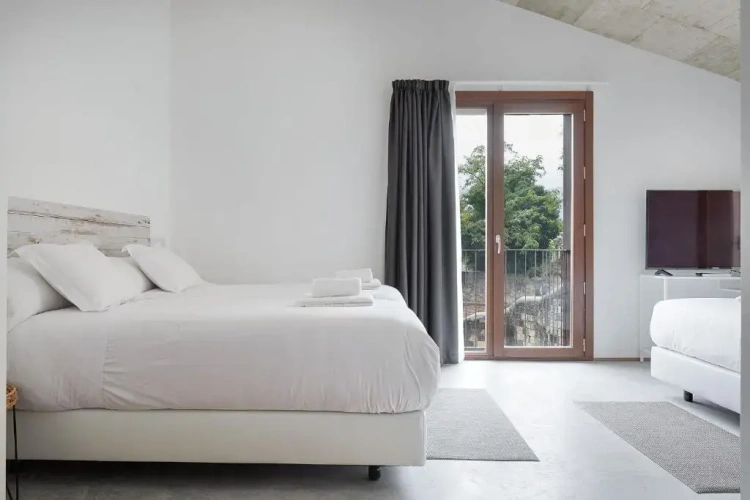 Deluxe Quadruple room