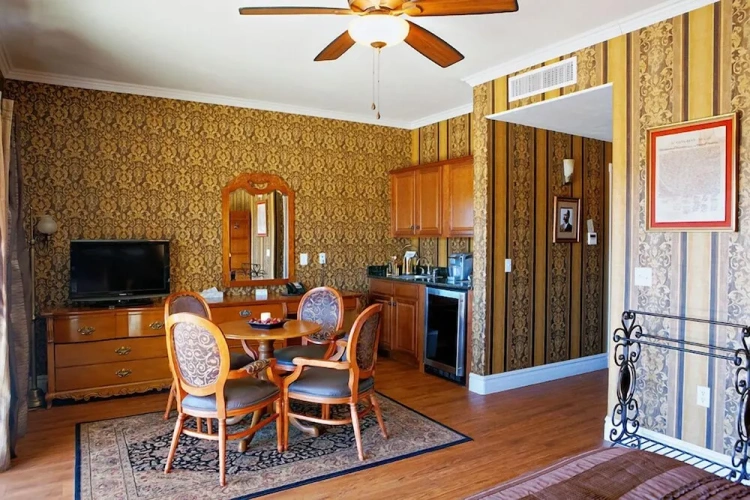 2 Bedrooms Premium Suite