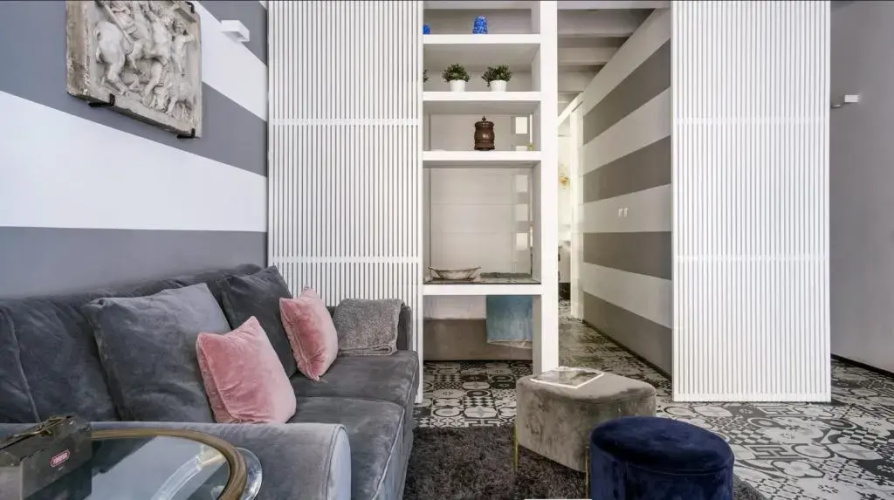 Navona Hi-Tech Apartment