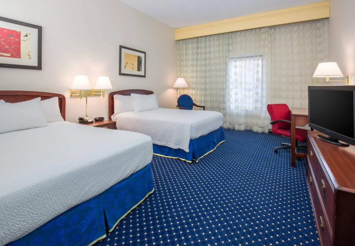Courtyard by Marriott Dayton North