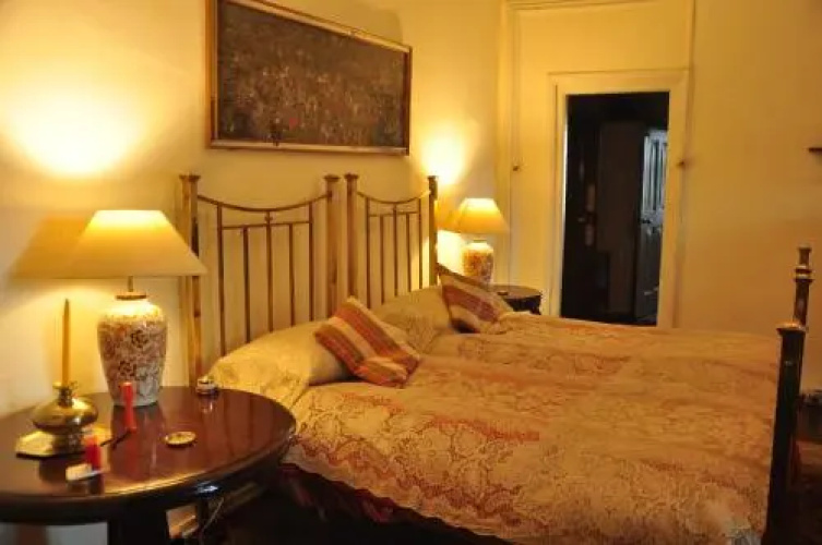 Chapslee Hotel