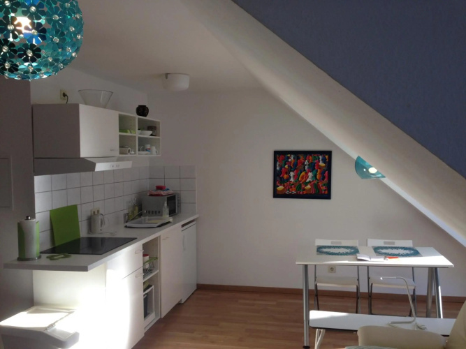 Studio Ochsenfurt mit sonnigem Balkon