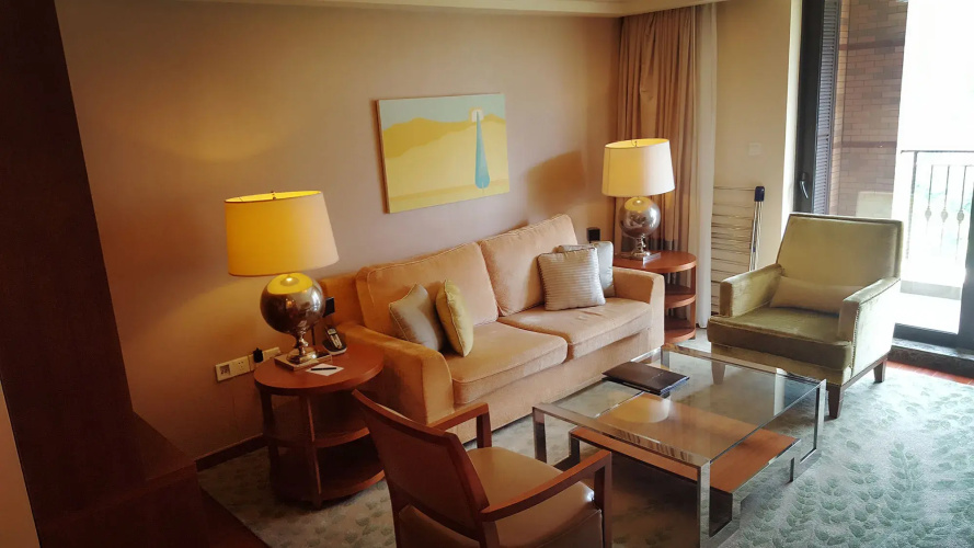 Lanson Place Jin Qiao Service Residences
