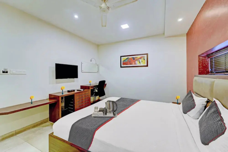 RG Suites Royapettah