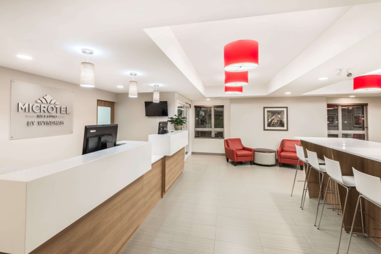 Microtel Inn & Suites by Wyndham Sudbury photo 12