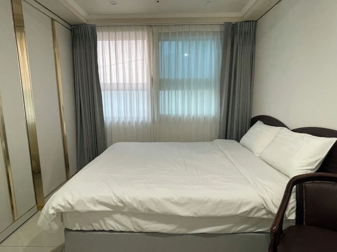 Standard Double room with city view