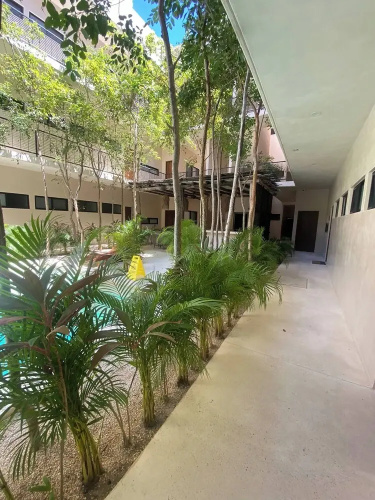 Great 3 Bedroom Apartment and Private Pool!