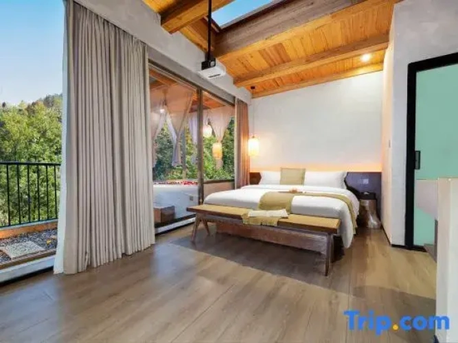 2 Bedrooms Suite