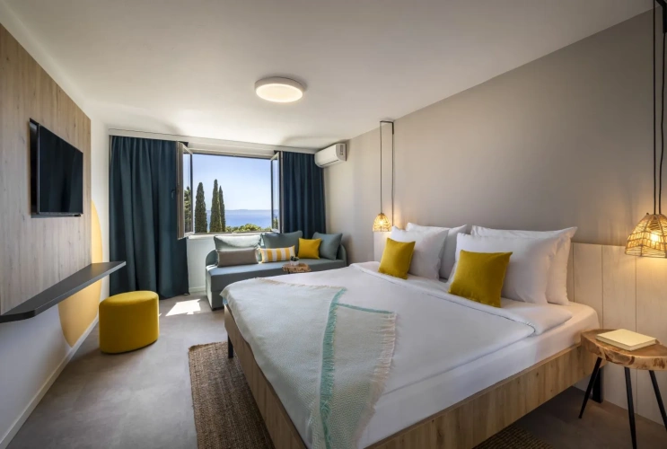 Superior room with balcony