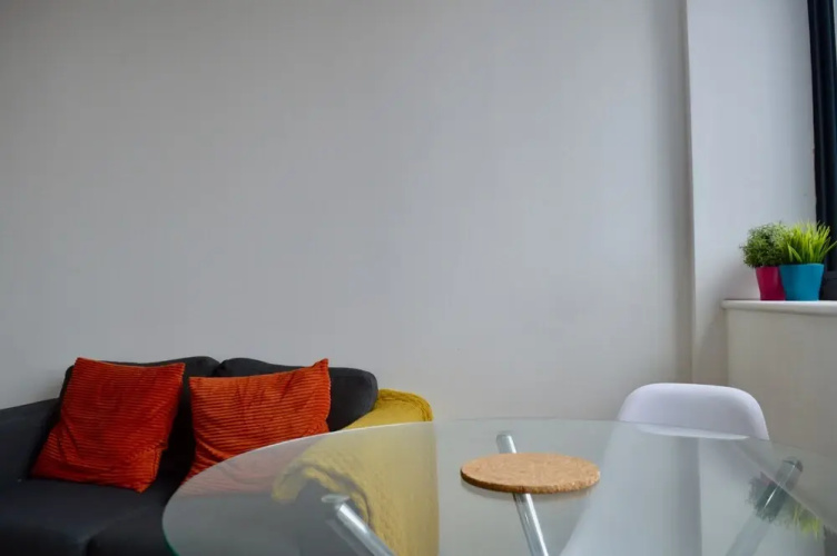 Spacious Studio Apartment In Manchester Centre