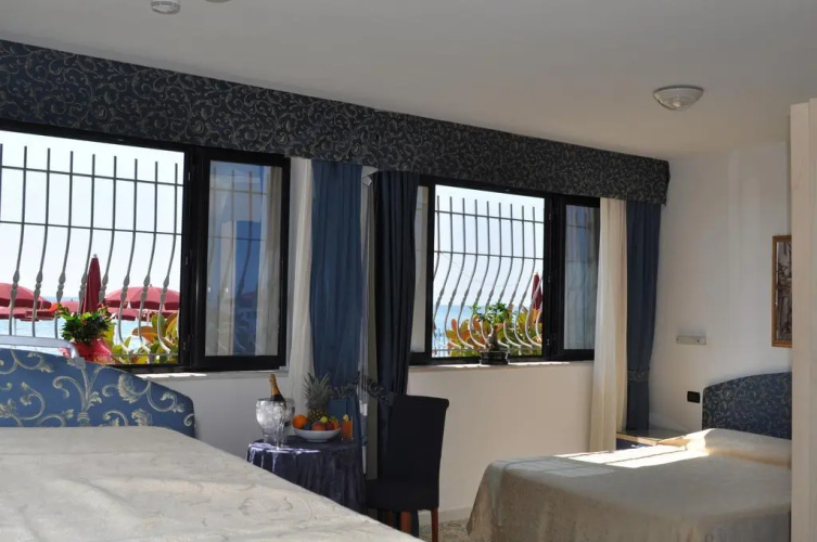 Grand Hotel La Playa