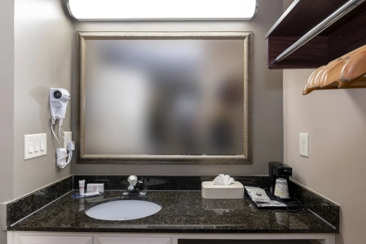 Standard Double Suite