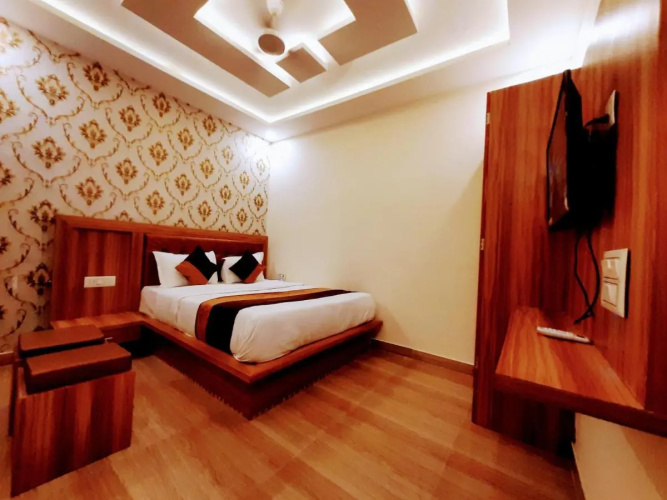 Hotel Sky View