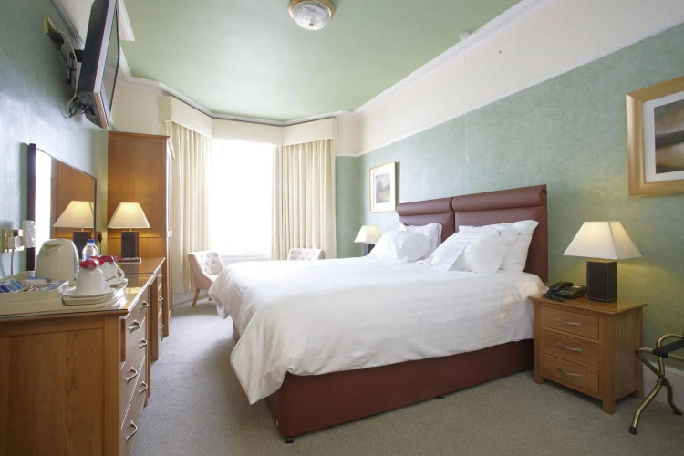 Invicta Hotel