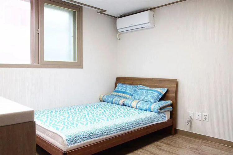 KW Pencil Hostel