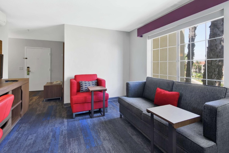 Double Suite