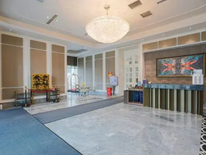 Mercure Urumqi South Lake