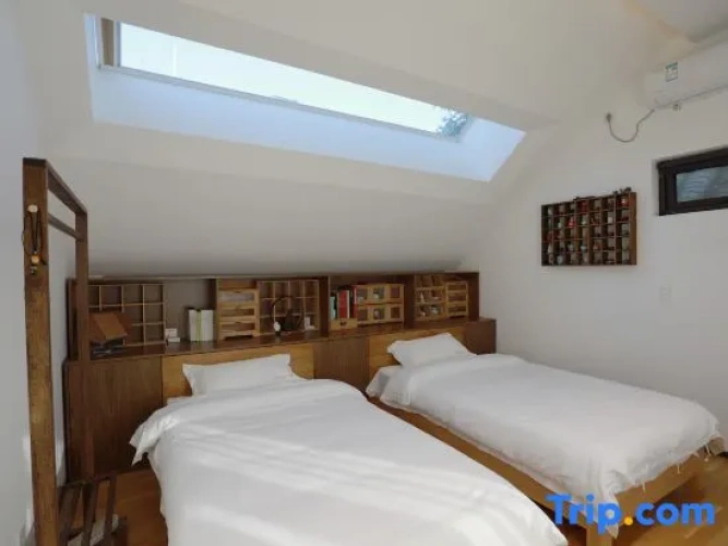 Standard Double room with view