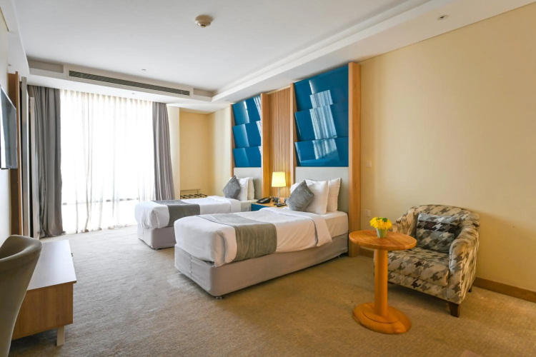 Almansour Suites Hotel Doha
