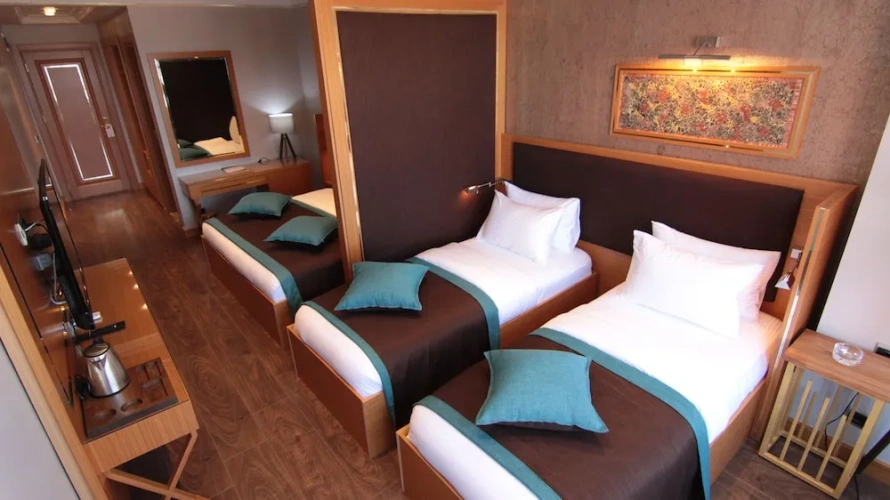 Standard Quadruple Family room