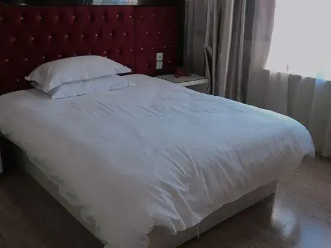 LQ Hotel