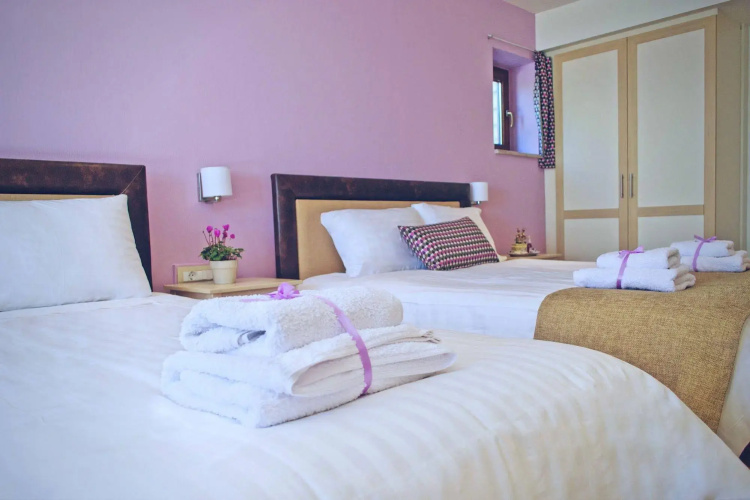 Arktos Mountain Hotel