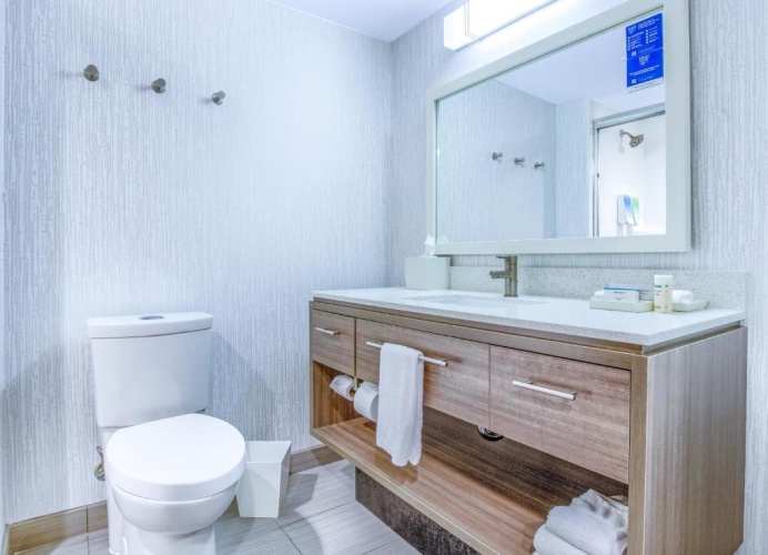 Quadruple Suite
