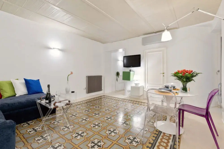 Monserrato Design Apartment in Navona