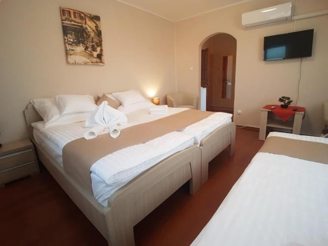 Superior Triple room