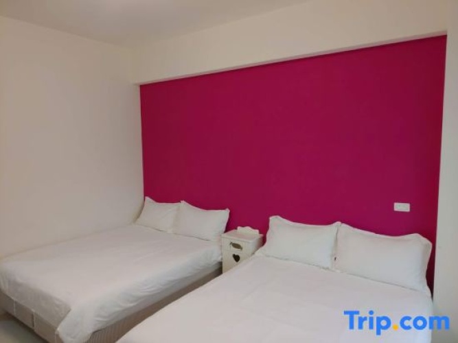 Economy Quadruple room