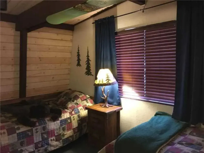 Big Bear Cool Cabins - Mountain Homes