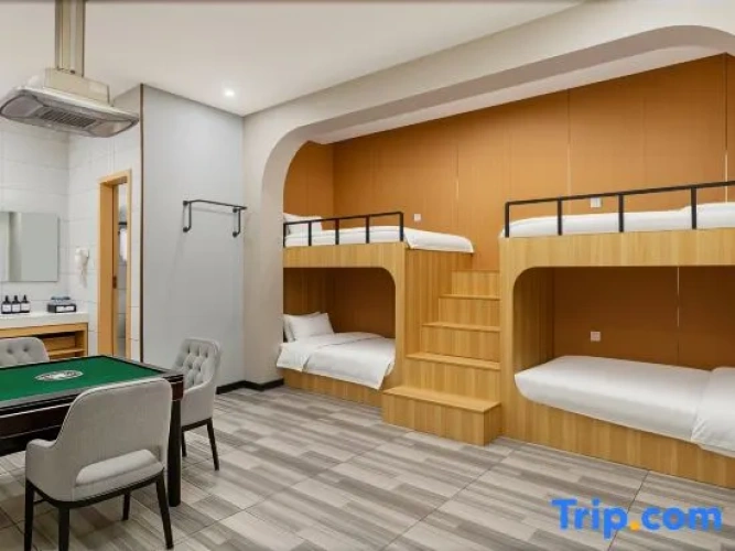 Bed in Dorm