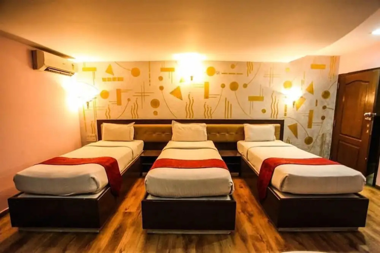 Seashell Residency & Restaurant