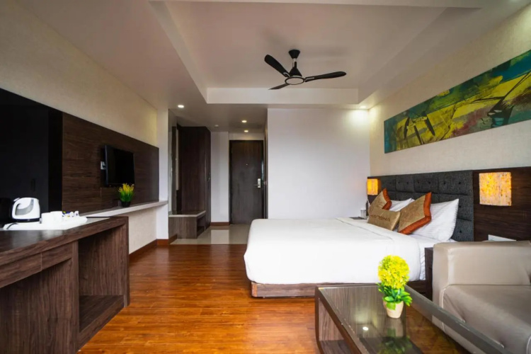 Hotel Mansha Regency