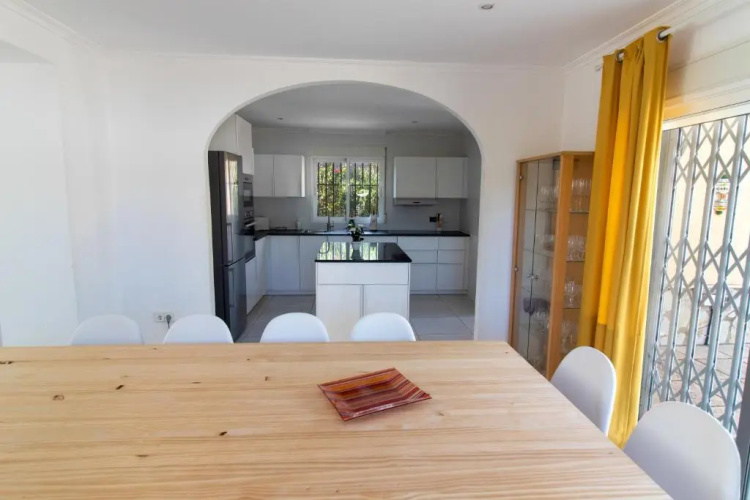 Villa Reyets 4 bed 3 bath