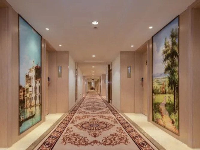 Vienna International Hotel