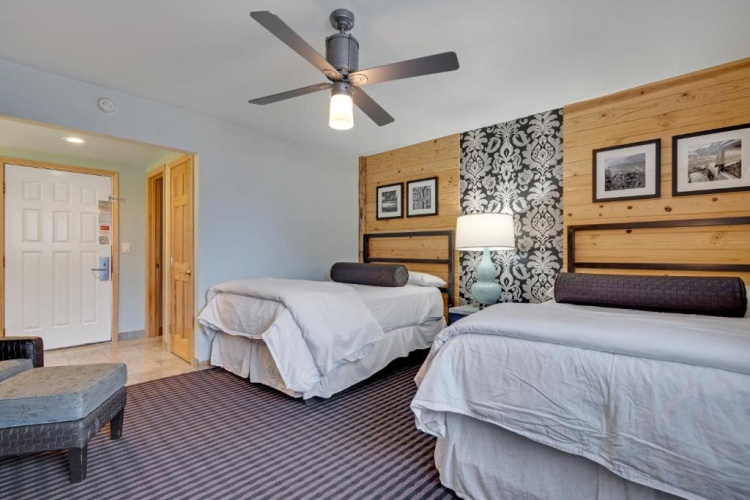 Deluxe Quadruple room