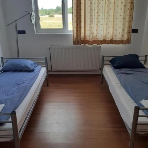 Economy Quadruple room