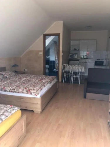1 Bedroom Apartment with balcony