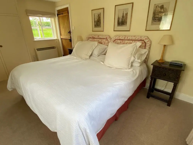 Oke Apple Cottage