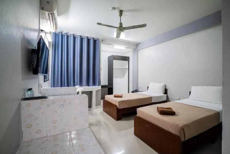 Pasawang hotel