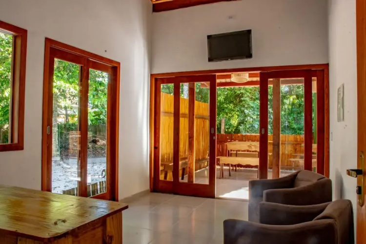 Suite Recanto dos Macacos - Quarto 2