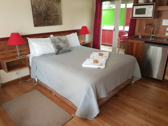 Adamsons Riverside Accommodation