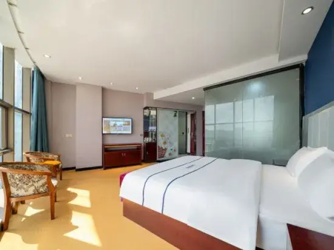 City Hotel