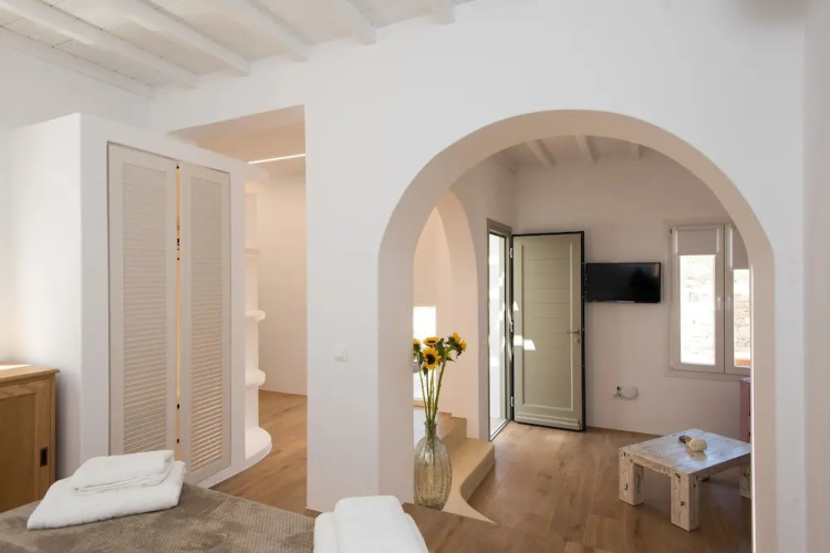 Levantes House Mykonos
