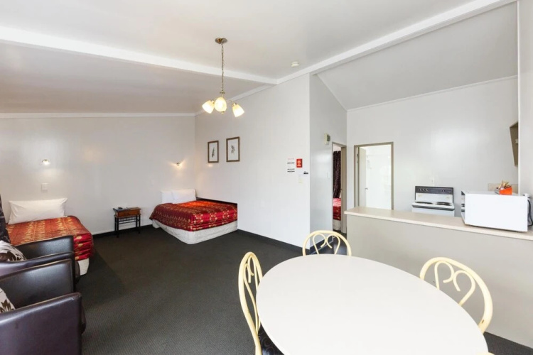 Manfeild Park Motel
