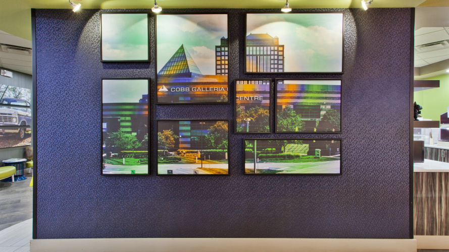 Holiday Inn Express Atlanta Galleria Ballpark Area photo 9