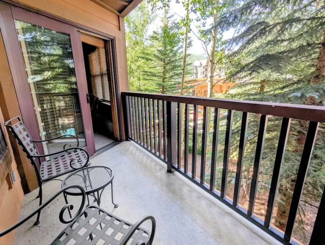 8843 The Springs Condo