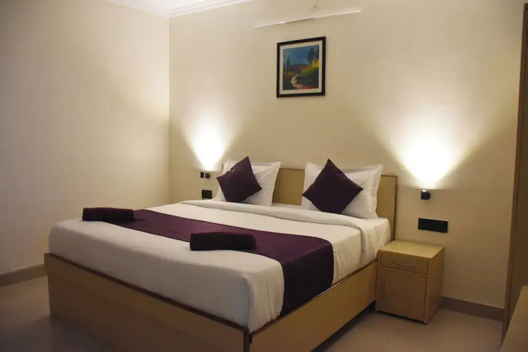 Date Palm Hotel